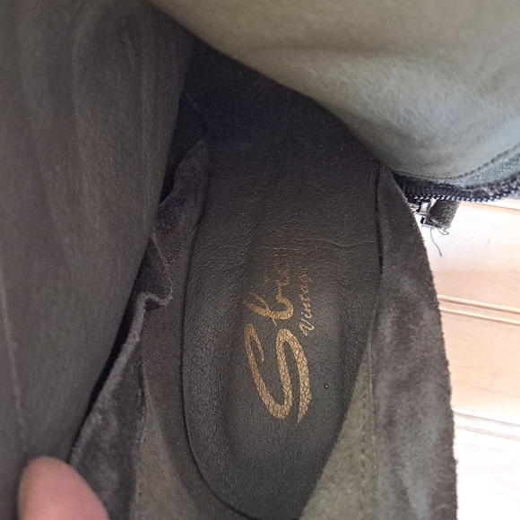 Sbicca Vintage Collection Millie Almond Toe Slouchy Suede Leather Chunky Booties - Picture 12 of 13